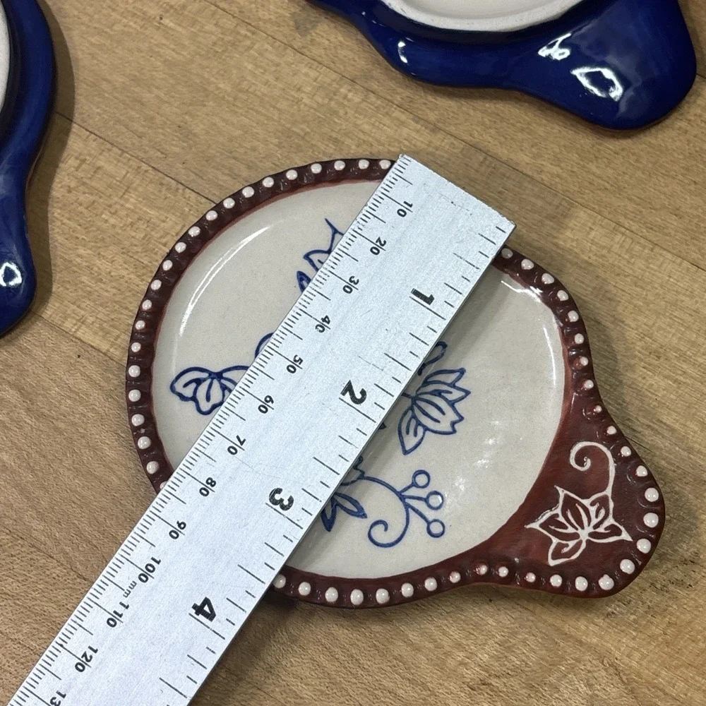Temp-tations Tara Floral Lace Lid-It Trivet Spoon Rest Set of 4 Brown Blue